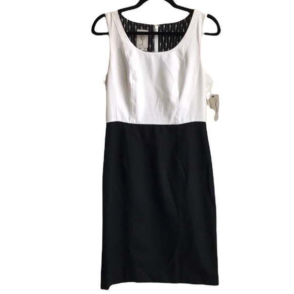 Kay Unger Dresses & Skirts - Kay Unger Ivory Black Sheath Dress